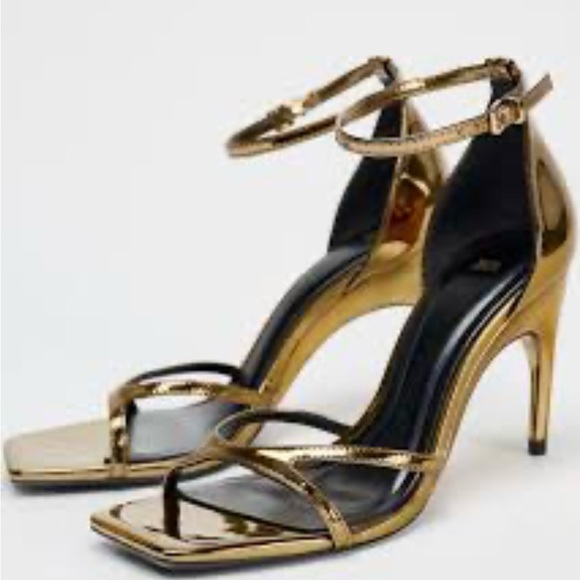 Zara Oval Heeled Metallic Sandals - Picture 6 of 9